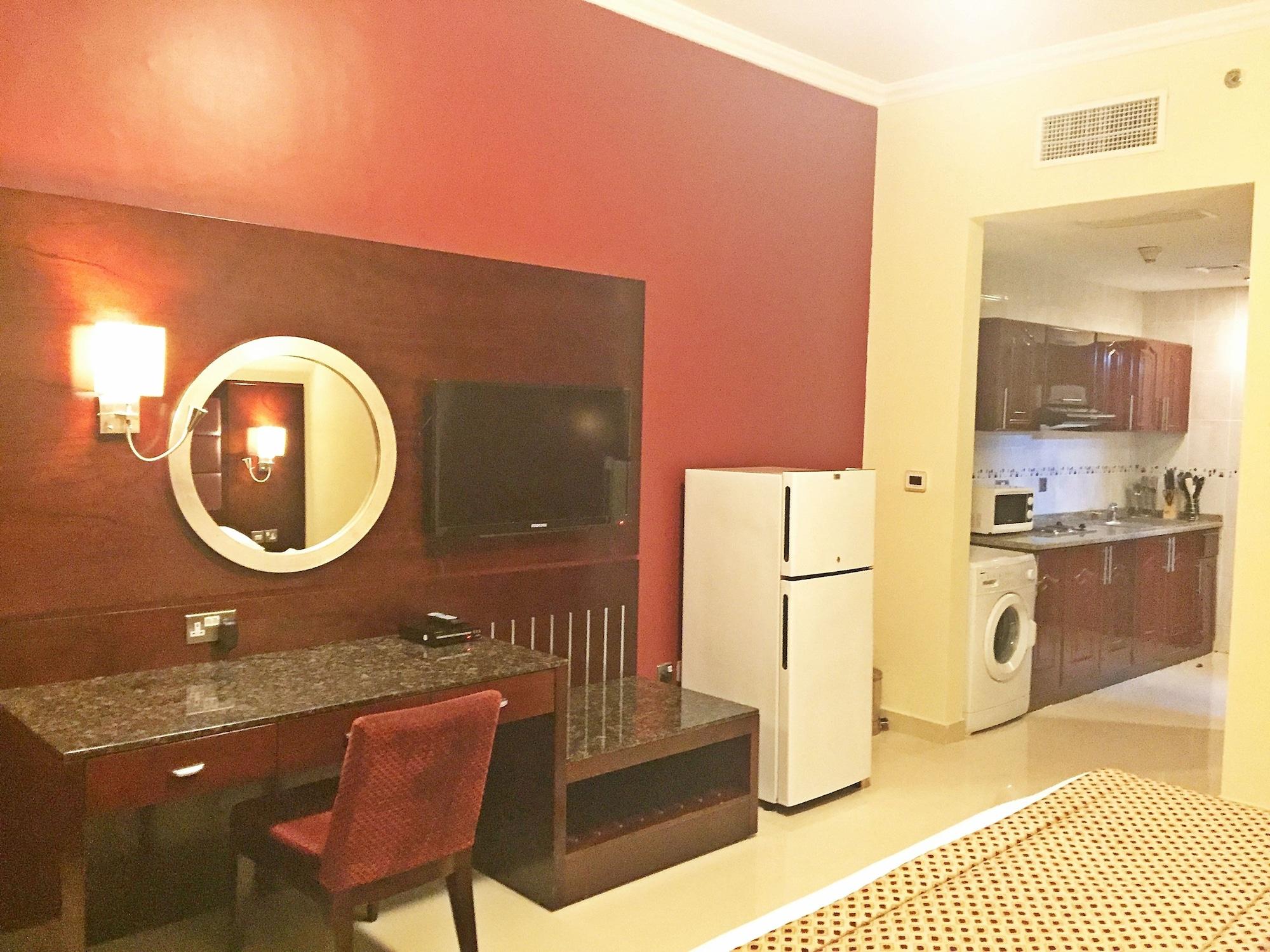 אבו דאבי Ramee Rose Hotel Apartments מראה חיצוני תמונה