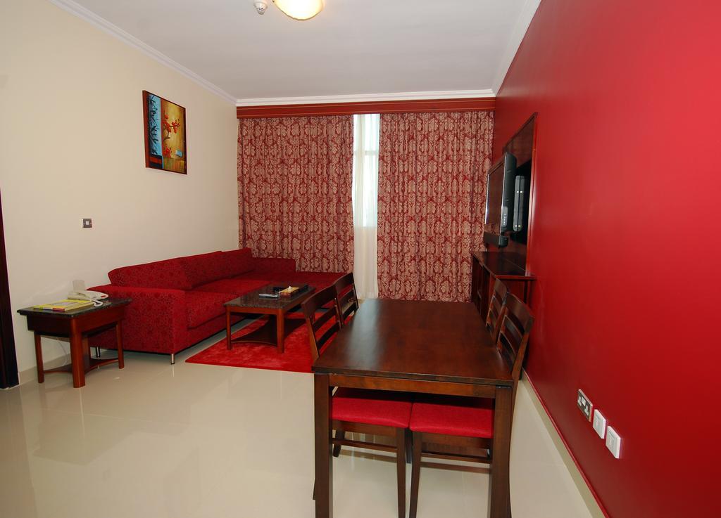 אבו דאבי Ramee Rose Hotel Apartments מראה חיצוני תמונה