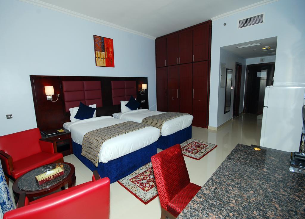 אבו דאבי Ramee Rose Hotel Apartments מראה חיצוני תמונה