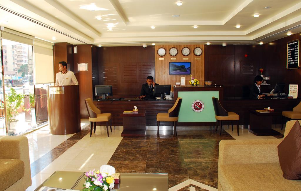 אבו דאבי Ramee Rose Hotel Apartments מראה חיצוני תמונה
